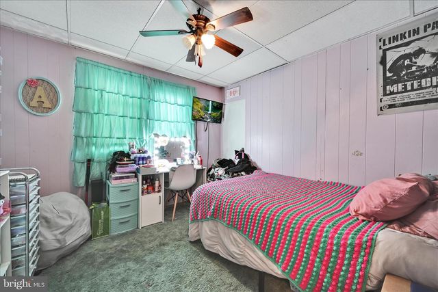 28 PLEASANT AVE, Red Lion, PA 17356