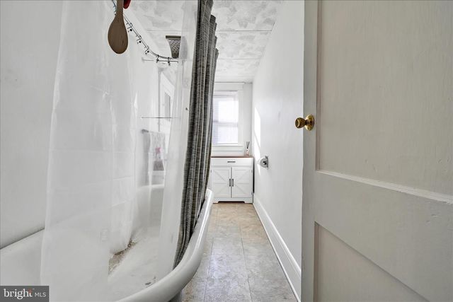 28 PLEASANT AVE, Red Lion, PA 17356