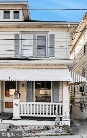 28 PLEASANT AVE, Red Lion, PA 17356