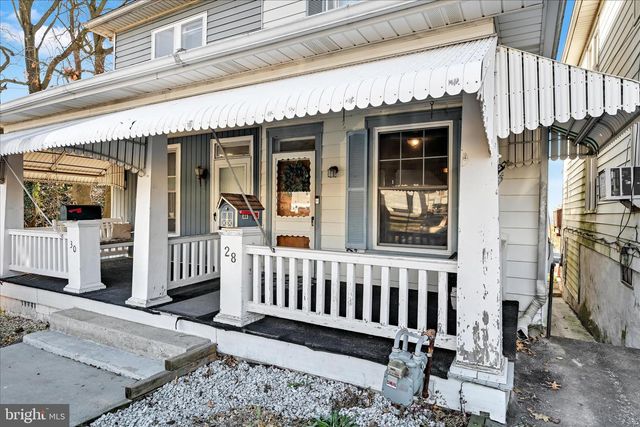 28 PLEASANT AVE, Red Lion, PA 17356