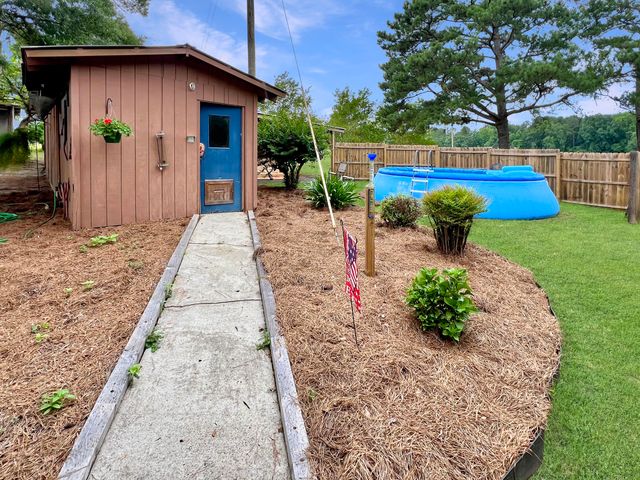 135 Durr Stables Lane, Saint George, SC 29477