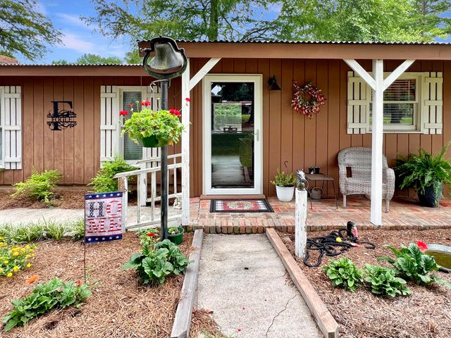 135 Durr Stables Lane, Saint George, SC 29477