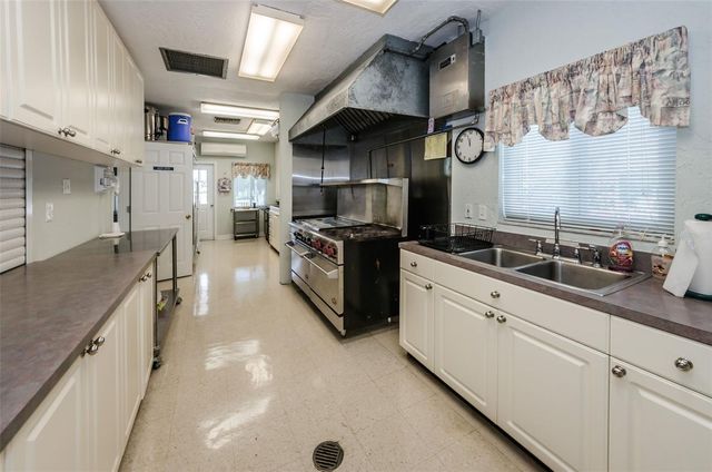 7 MOUNTAIN LAUREL DRIVE, Palm Harbor, FL 34684