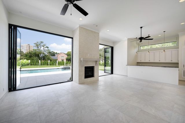 5517 Sturbridge Drive, Houston, TX 77056