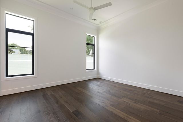 5517 Sturbridge Drive, Houston, TX 77056