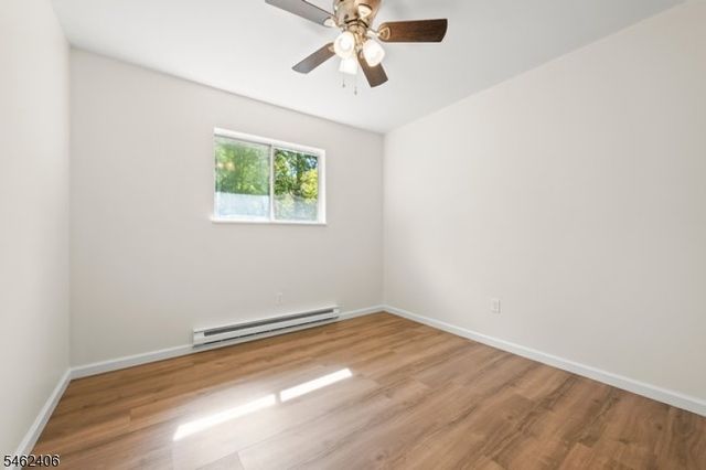 36 S Cherry Rd, Jefferson Twp., NJ 07849