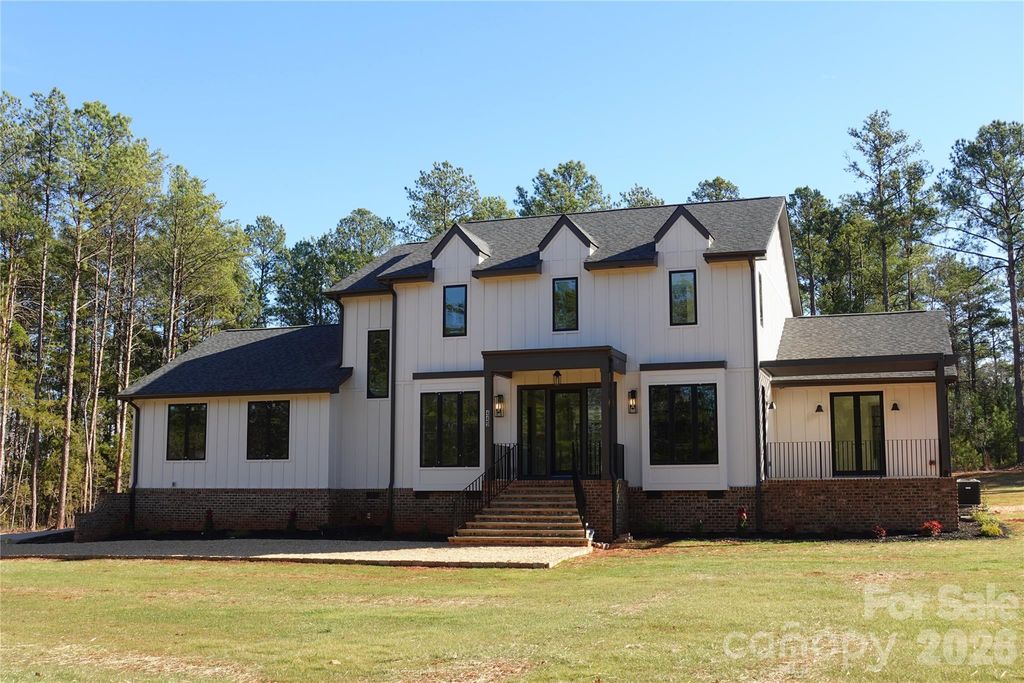 449 W North Corner Road, Lancaster, SC 29720