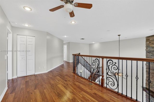 8226 NW 41st St, Coral Springs, FL 33065