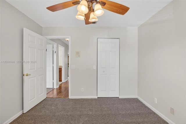 8226 NW 41st St, Coral Springs, FL 33065