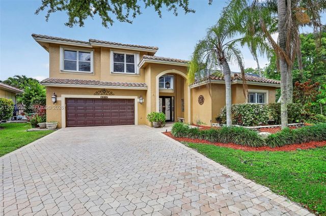 8226 NW 41st St, Coral Springs, FL 33065