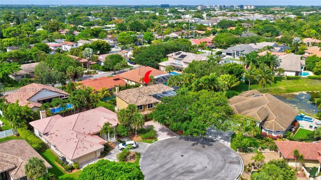8226 NW 41st St, Coral Springs, FL 33065