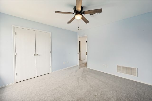 920 Kendall Drive, Arlington, TX 76001