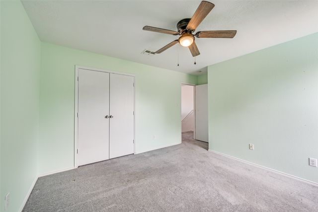 920 Kendall Drive, Arlington, TX 76001
