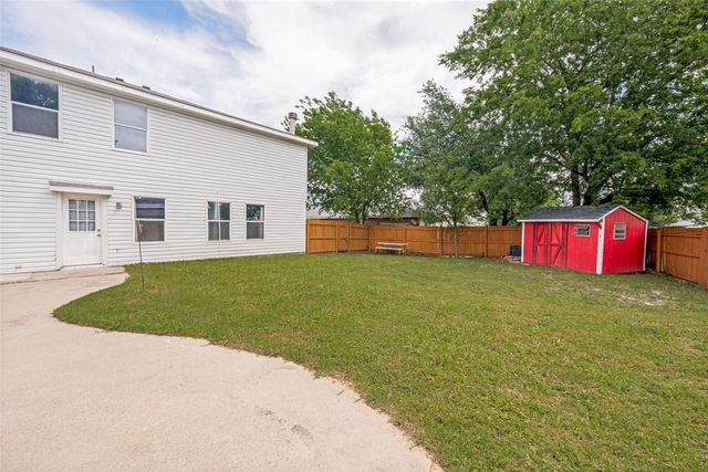 920 Kendall Drive, Arlington, TX 76001