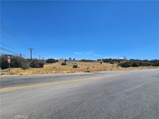 10735 Ranchero, Oak Hills, CA 92344