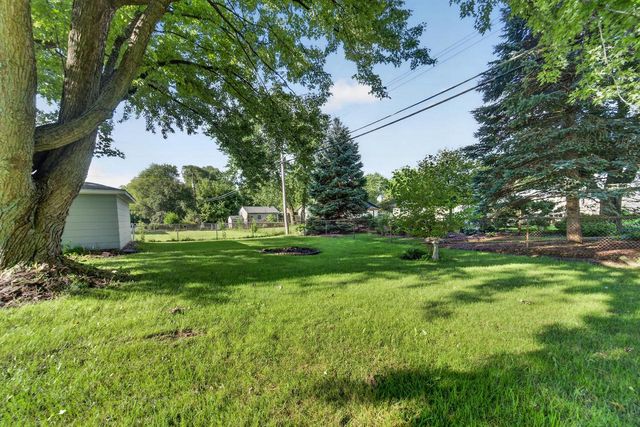 4906 Charles STREET, Racine, WI 53402
