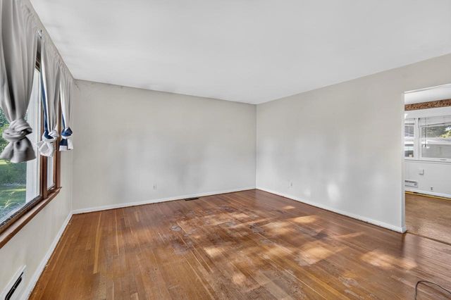 4906 Charles STREET, Racine, WI 53402
