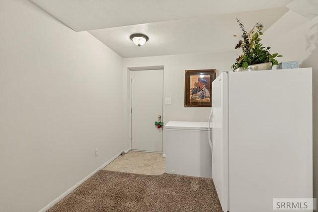 2195 S Midway Avenue, Ammon, ID 83406