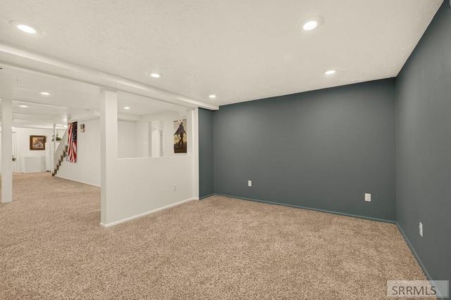2195 S Midway Avenue, Ammon, ID 83406