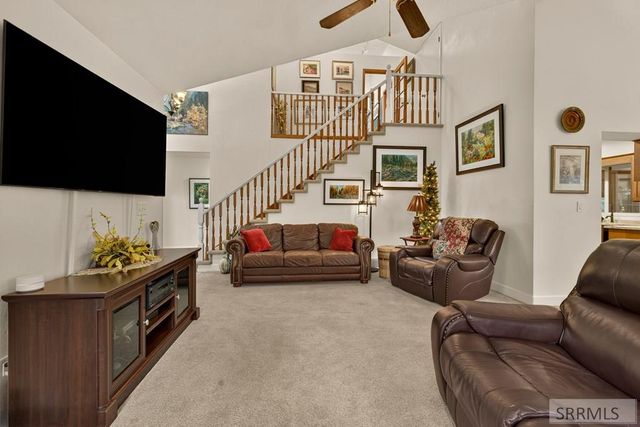 2195 S Midway Avenue, Ammon, ID 83406