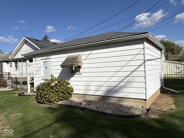 523 E Mills Avenue, Indianapolis, IN 46227