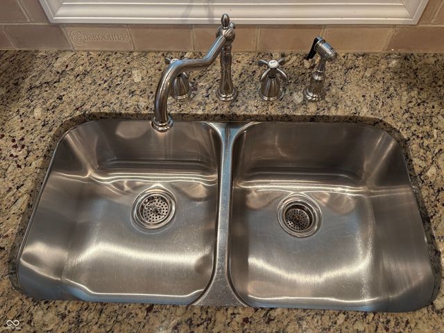 523 E Mills Avenue, Indianapolis, IN 46227