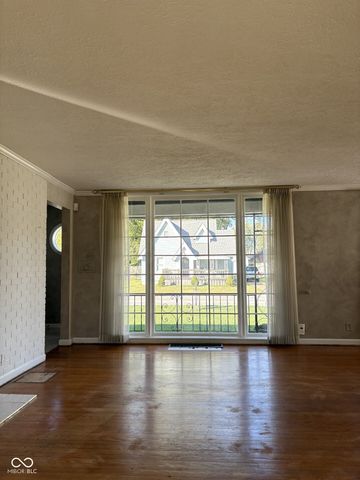 523 E Mills Avenue, Indianapolis, IN 46227
