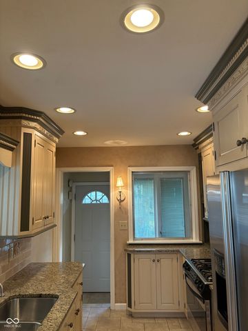 523 E Mills Avenue, Indianapolis, IN 46227