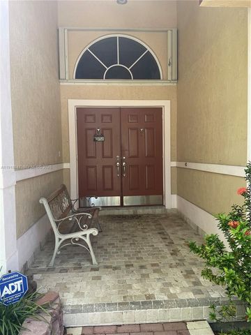 232 SW 7th Ave 0, Hallandale Beach, FL 33009