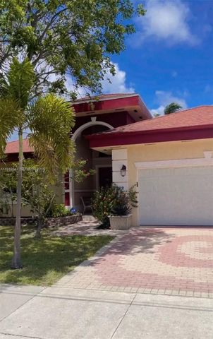 232 SW 7th Ave 0, Hallandale Beach, FL 33009
