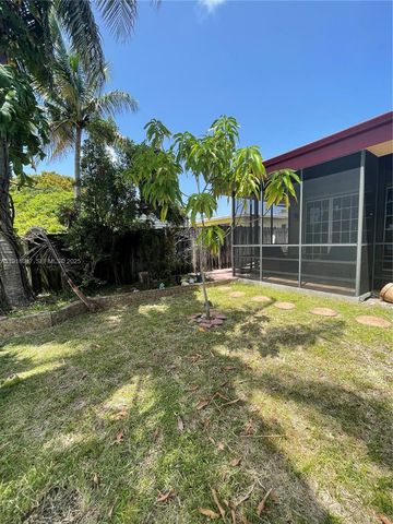 232 SW 7th Ave 0, Hallandale Beach, FL 33009