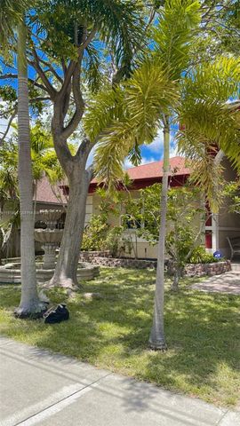 232 SW 7th Ave 0, Hallandale Beach, FL 33009