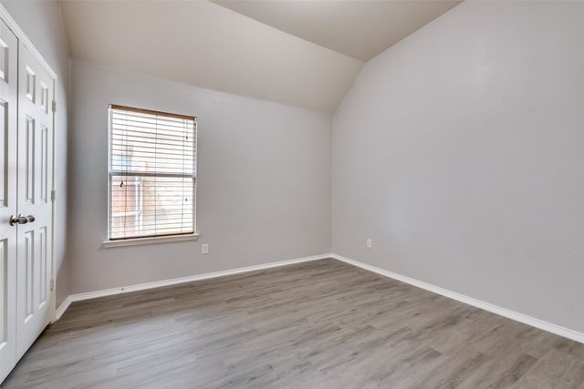630 Oak Creek Drive, Cedar Hill, TX 75104