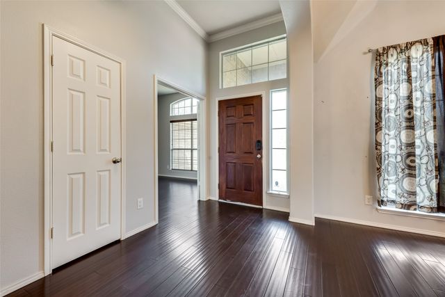 630 Oak Creek Drive, Cedar Hill, TX 75104