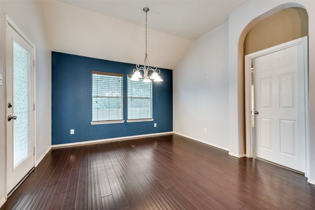 630 Oak Creek Drive, Cedar Hill, TX 75104