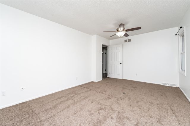 8244 W Q Avenue, Kalamazoo, MI 49009