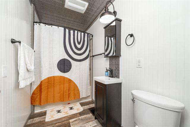 8244 W Q Avenue, Kalamazoo, MI 49009