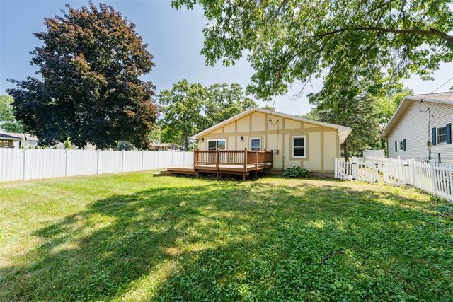 8244 W Q Avenue, Kalamazoo, MI 49009