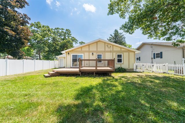 8244 W Q Avenue, Kalamazoo, MI 49009