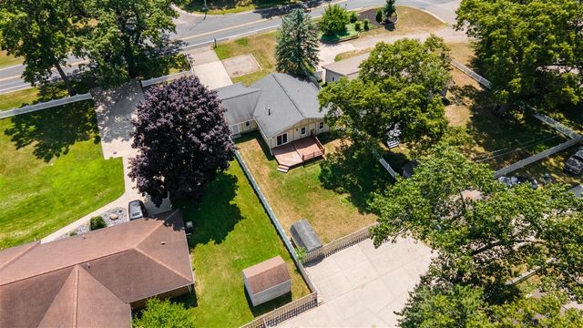 8244 W Q Avenue, Kalamazoo, MI 49009