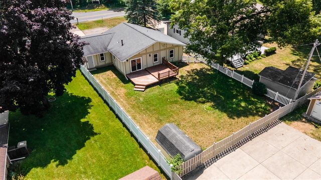 8244 W Q Avenue, Kalamazoo, MI 49009