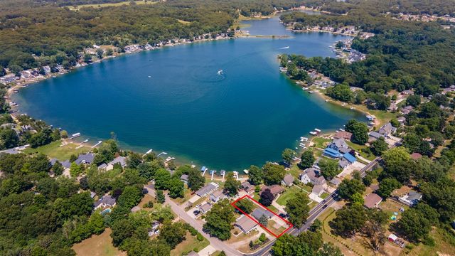 8244 W Q Avenue, Kalamazoo, MI 49009