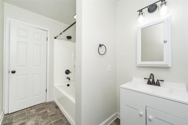 8244 W Q Avenue, Kalamazoo, MI 49009