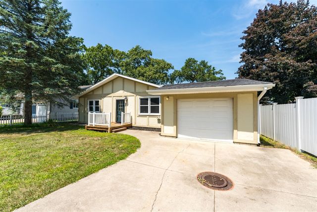 8244 W Q Avenue, Kalamazoo, MI 49009