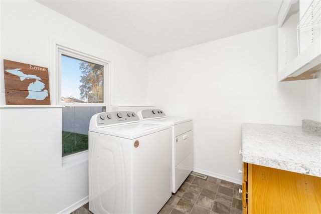 8244 W Q Avenue, Kalamazoo, MI 49009