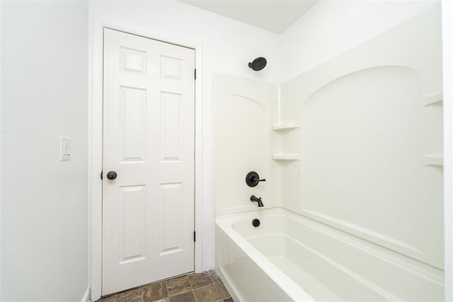 8244 W Q Avenue, Kalamazoo, MI 49009