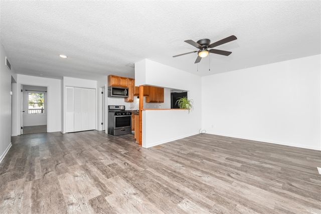 8244 W Q Avenue, Kalamazoo, MI 49009