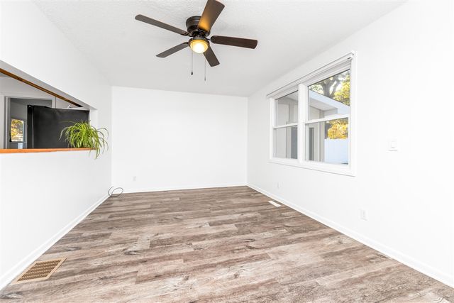 8244 W Q Avenue, Kalamazoo, MI 49009