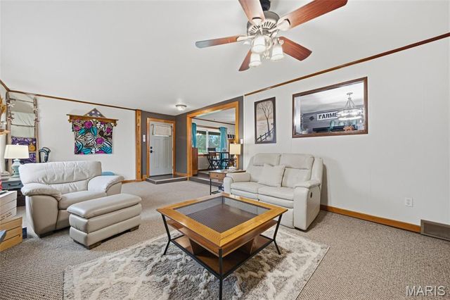 733 Lake Drive, Herculaneum, MO 63048