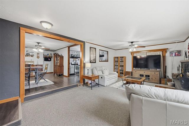 733 Lake Drive, Herculaneum, MO 63048